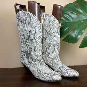 ACME snake pattern western boots Sz 9.5M